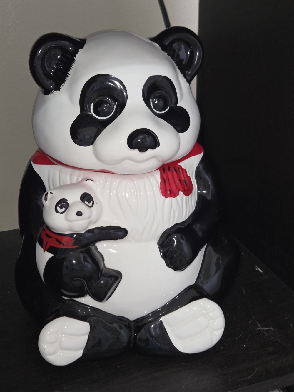 Vintage metlox  Panda Bear with baby  Cookie Jar.  12x9. In excellent condition